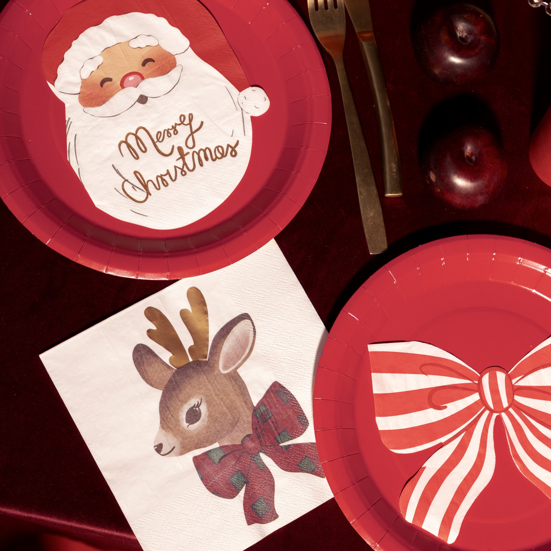 Serviettes de 13,4 x 16 cm de Père Noël festif - 12 unités - 2