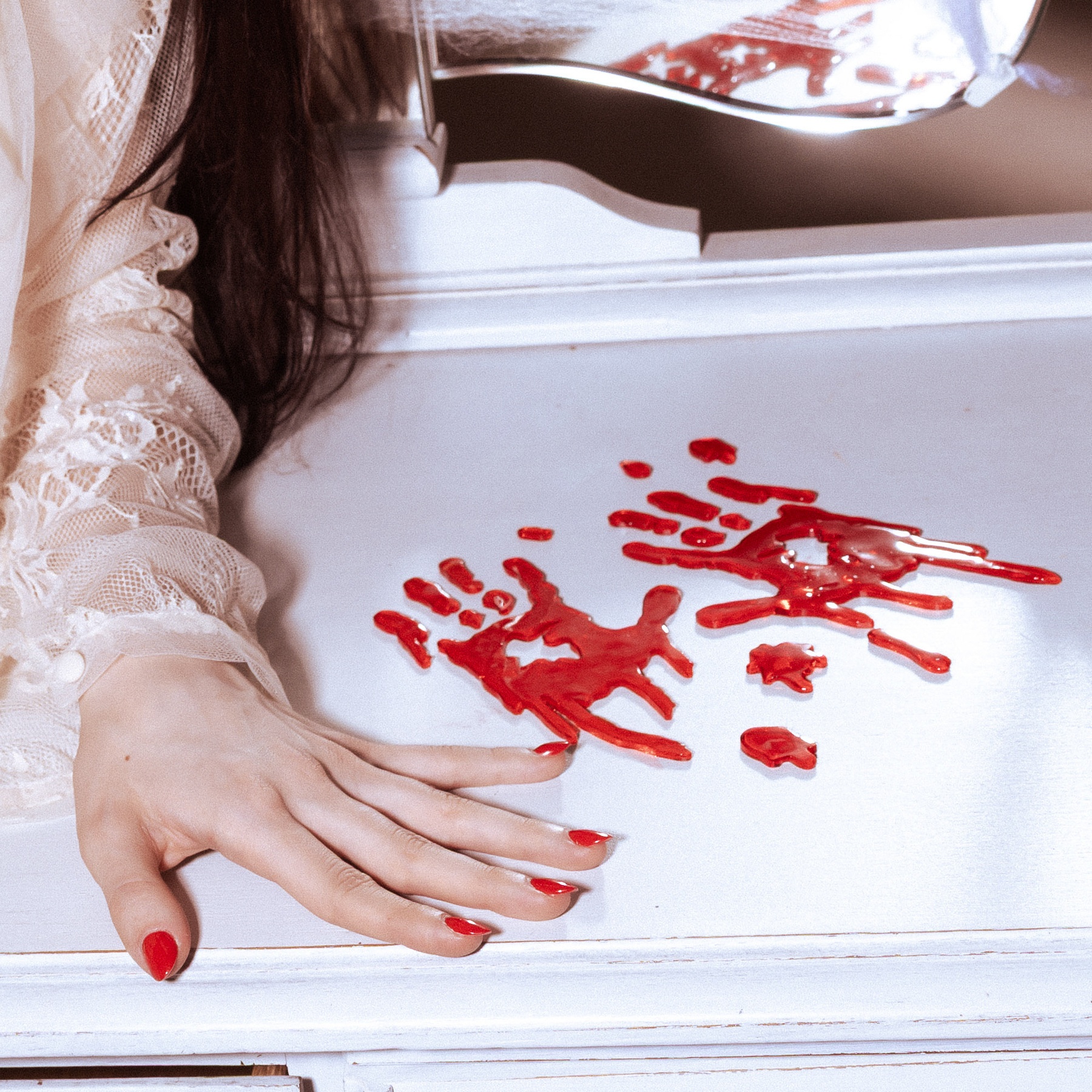 Décoration adhésive pour fenêtre en gel de main ensanglantée - 4