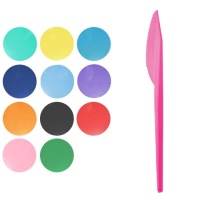 Couteaux de 16,5 cm en plastique de couleurs - 15 unités
