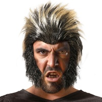 Perruque et pattes de loup-garou
