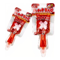 Sac de bonbons à saveur de fraise en forme de sac de sang de 60 gr - 1 unité