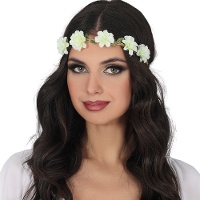 Couronne de fleurs blanches
