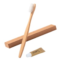 Brosse à dents en bambou avec dentifrice