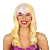 Perruque avec cheveux ondulés blonds et frange multicolore
