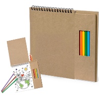 Kit de coloriage avec carnet et crayons de couleurs