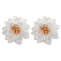 Galettes de fleurs de lotus blanches 7 cm - Dekora - 15 pcs.